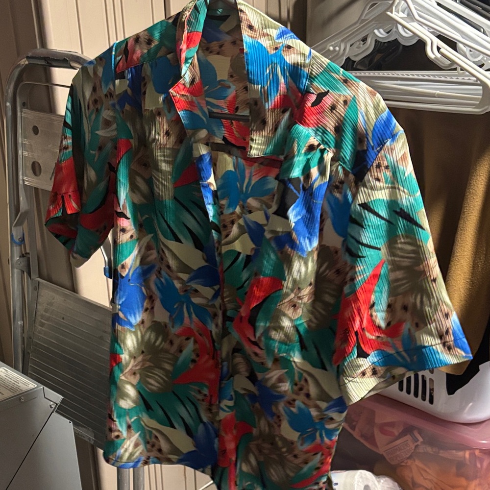 Colorful Tropical Short Sleeve Shirt